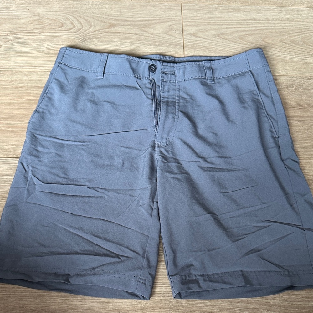 Grand Slam Men's Charcoal Flat Front Shorts